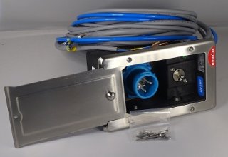Rettbox One Air Fahrzeug-Ladebox 20 A - 230 V / 24 V 1P+N+E, 4m Anschlussleitung